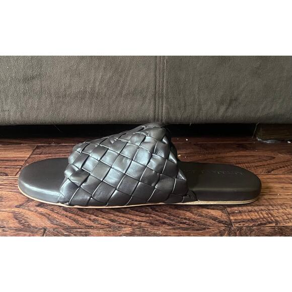 $1,195 NIB Bottega Brown Veneta Weave Cassette Leather Sandals Size 38(5)